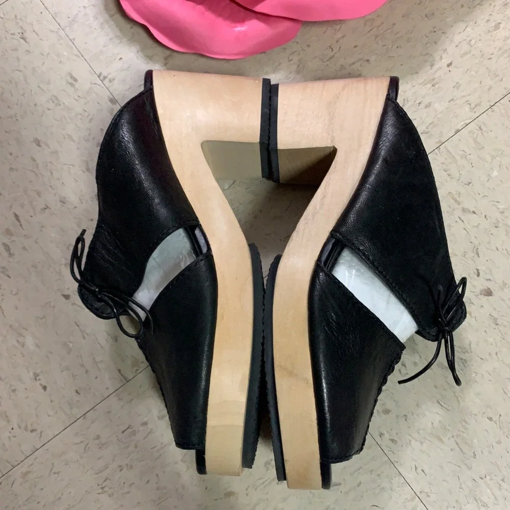 KELSI DAGGER Brooklyn Marion Black Platform Open Toe Slip On Clogs Womens Sz 9.5